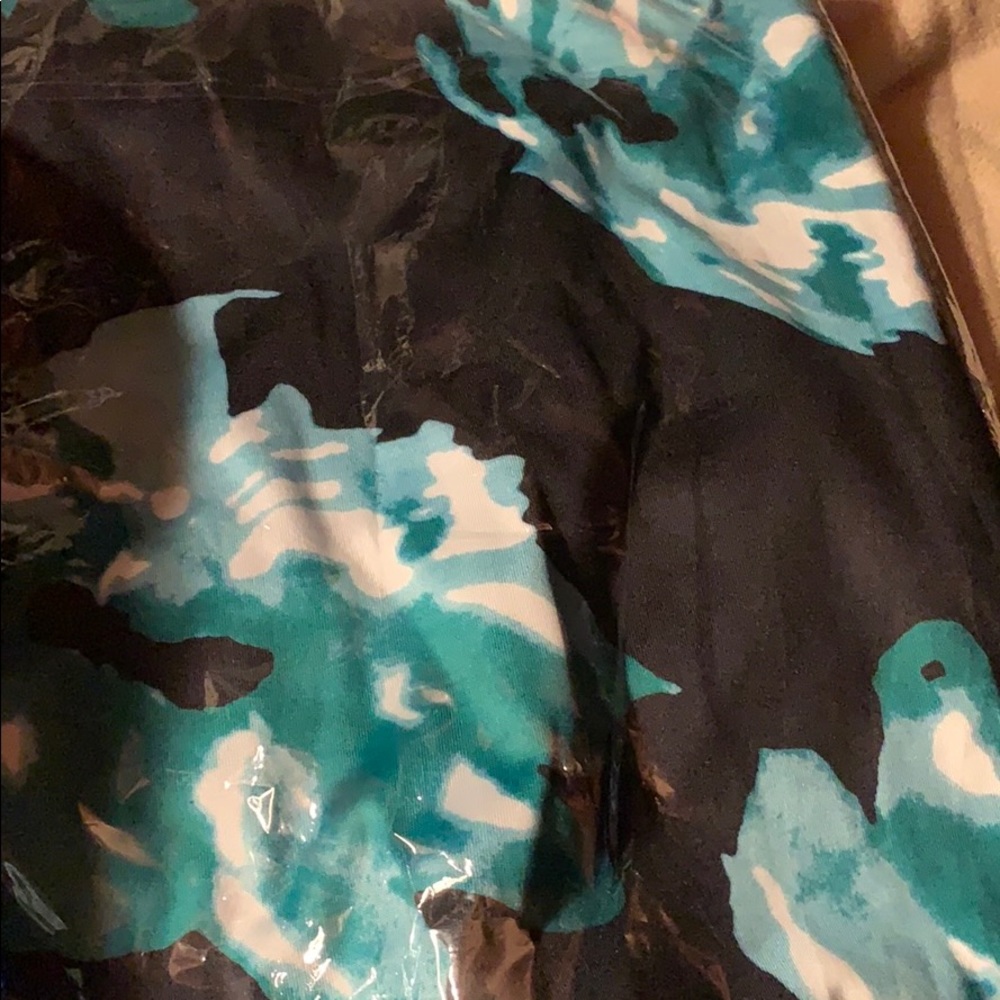 Two sun dresses - Picture 2 of 2